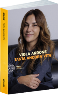 Viola Ardone - Tanta ancora vita (2025) Anteprima esclusiva